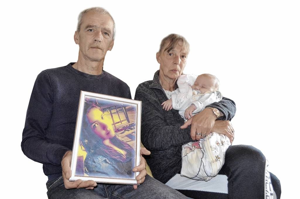 Familie Wessel mit Baby von verstorbener Mutter